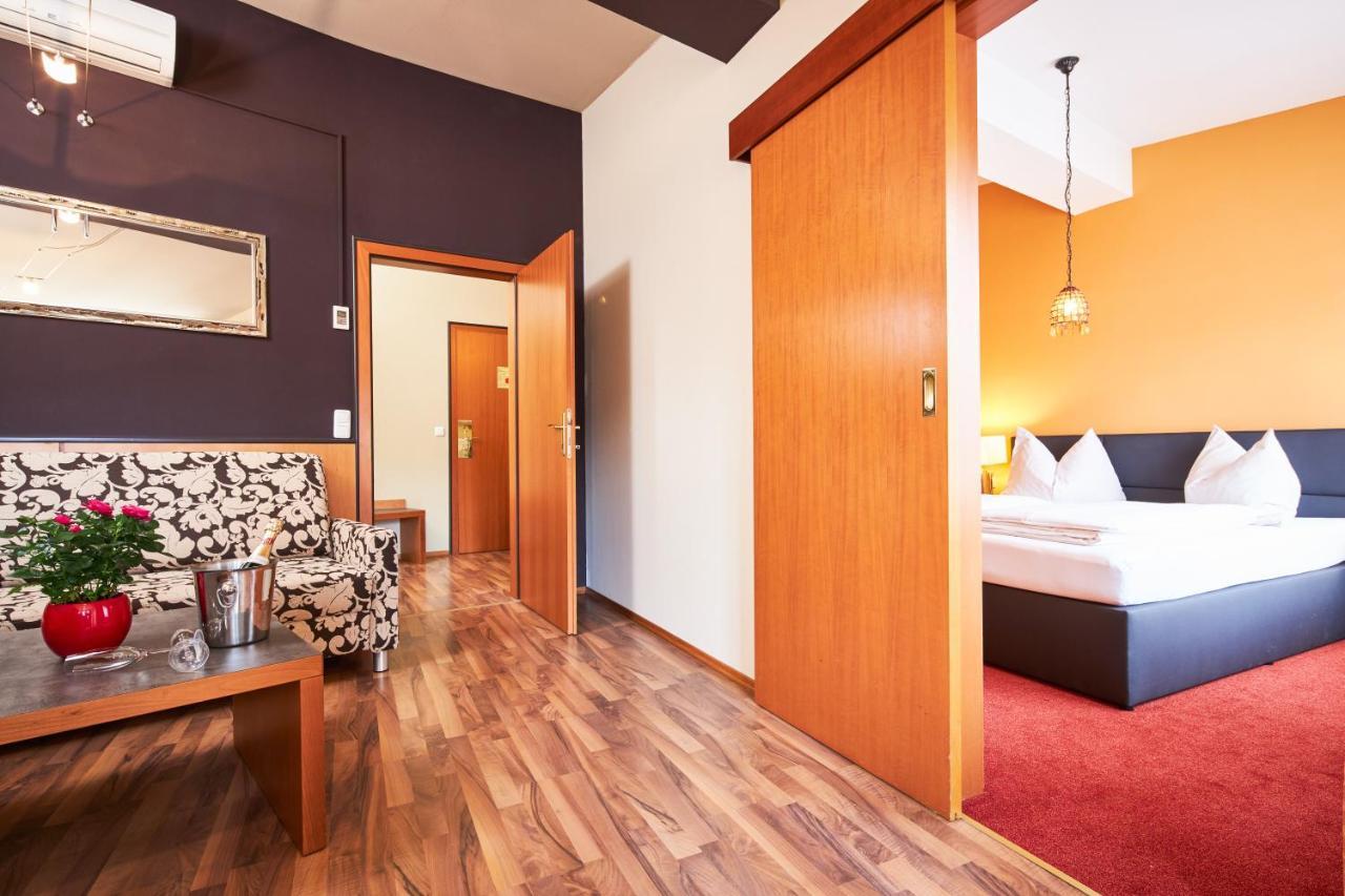 Hotel Landskron Bruck an der Mur Dış mekan fotoğraf